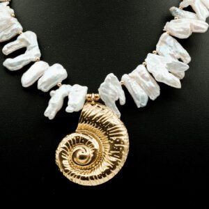 Freshwater Pearl and Shell Necklace (MK NL-30)